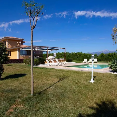Alegria Villa *